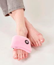 Load image into Gallery viewer, Faux Fur Lined Foot Massager
